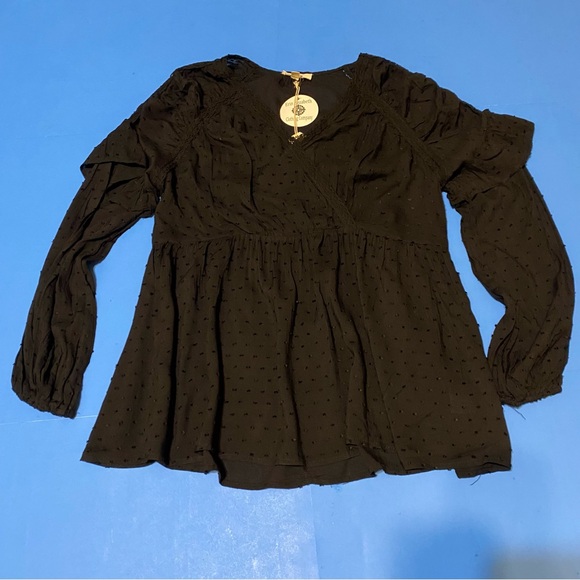 Entro Black Textured Women's Blouse - Picture 1 of 8